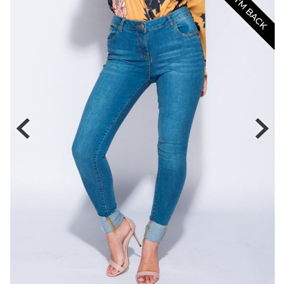 SALE!! Sz.4turn up detail skinny JEAN - Picture 4 of 5